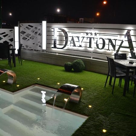 Hotel Daytona Palace كازوريا المظهر الخارجي الصورة